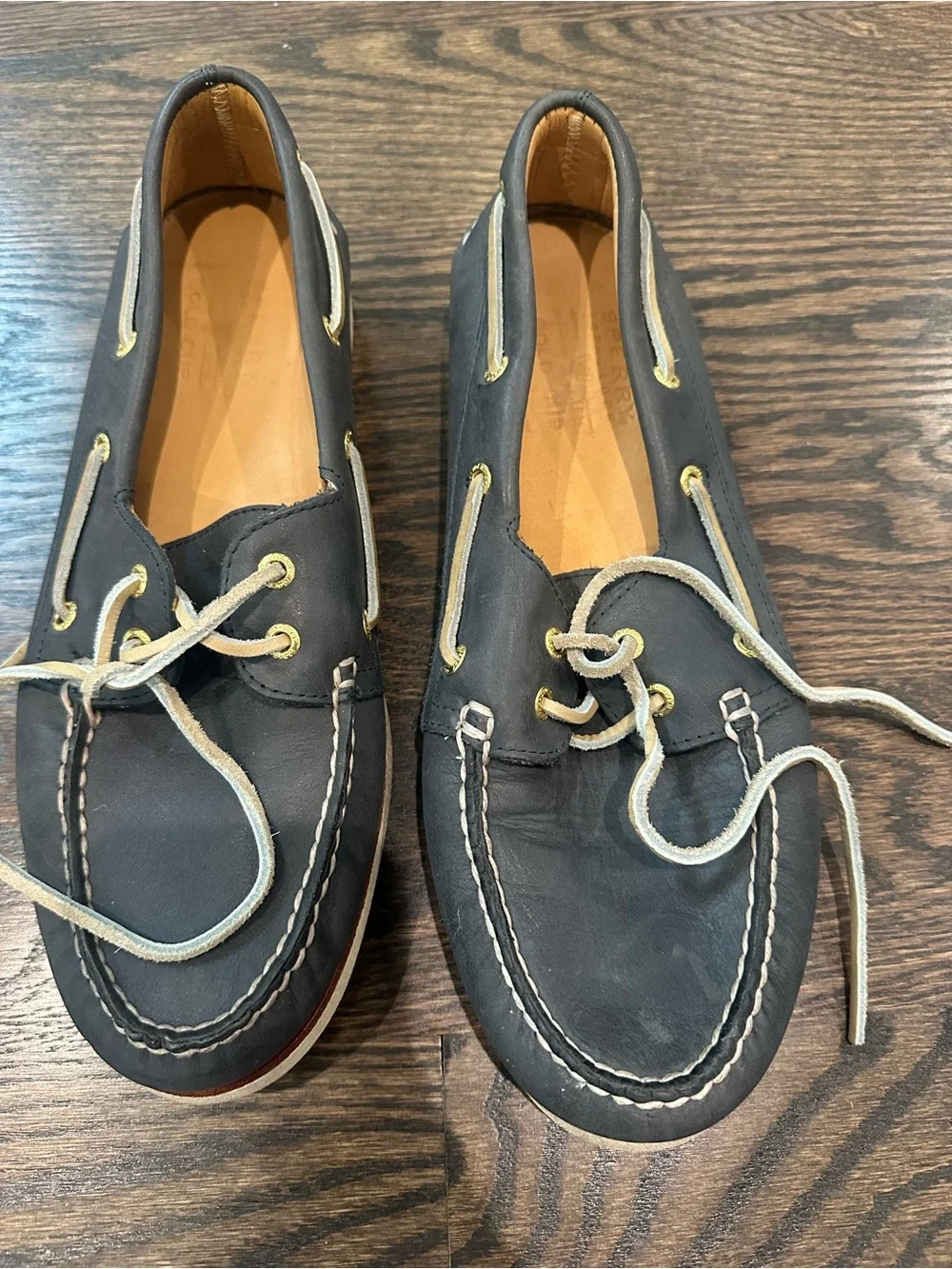 Sperry Black Leather Boat Shoes with Cream Laces